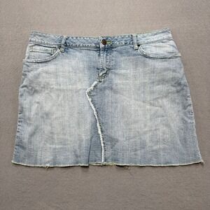 SB Denim Mini Skirt Women's 13/14 Blue‎ Light Wash Raw Hem Distressed Streetwear